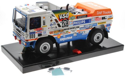 Avant Slot Fahrzeuge AVDKR002 DAF 95x1 Raid Racing Truck, Allradantrieb 4x4, Premium Collection, Hi-Detail-Resin-Ausf�hrung