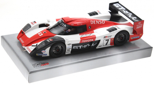 Revoslot Fahrzeuge RS0287 Toyota GT-One No. 7 in Rennversion mit Metall-Chassis