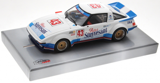 Revoslot Fahrzeuge RS0293 Mazda RX7 No. 43 Rennversion, Metall-Chassis