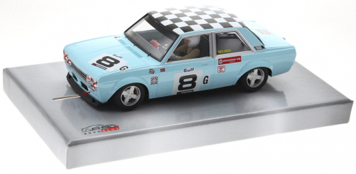 Revoslot Fahrzeuge RS0303 Datsun 510 No. 8, Rennversion, Metall-Chassis