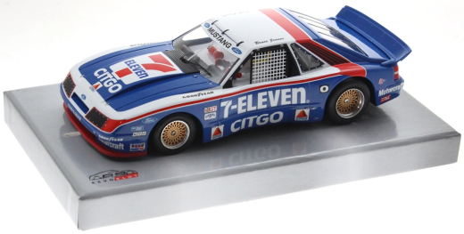 Revoslot Fahrzeuge RS0317 Ford Mustang No. 7, Rennversion, Metall-Chassis