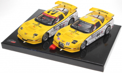 Revoslot Fahrzeuge RS0188 Chevrolet Corvette C5 Twin-Pack Team Set Special Edition Box m.2 Autos
