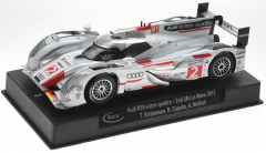 Slot.it Fahrzeuge SICA38B Audi R18 No. 2 Rennversion, Kunststo?-Chassis und 4x4-Allradantrieb